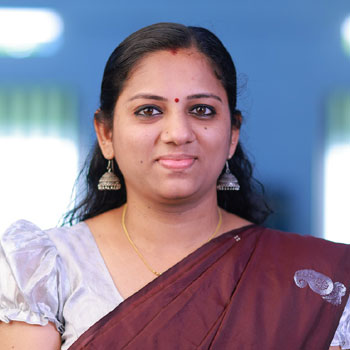 44354Mrs.-Nikhila-T